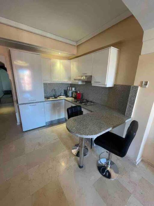 Appartement Gueliz Маракеш Екстериор снимка